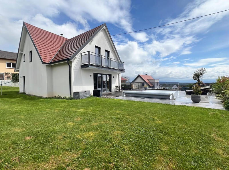 Maison - 183 m² - 7 pièces