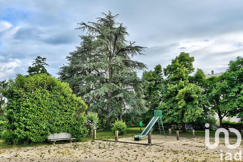 Appartement - 93 m² - 4 pièces