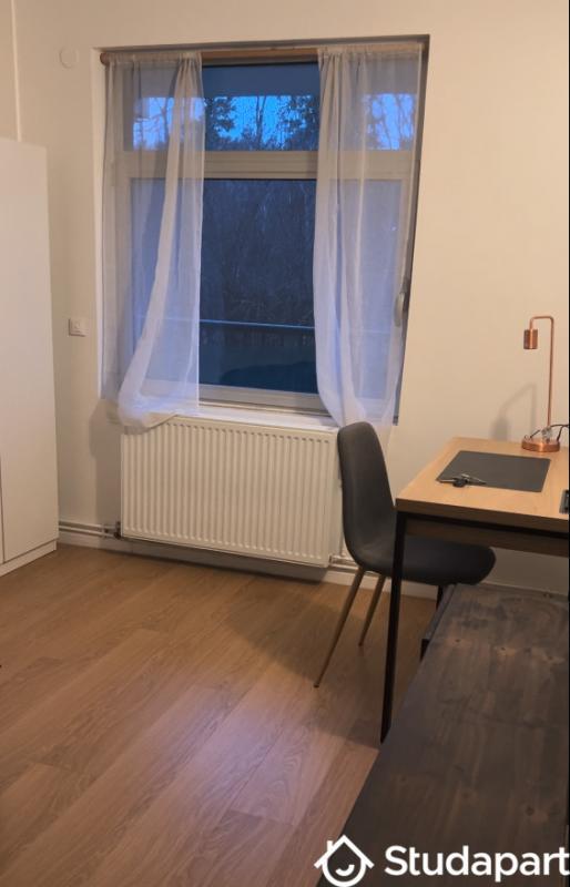 Chambre - 10 m² - 1 pièce