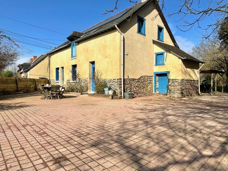 Maison ancienne - 137 m² - 6 pièces