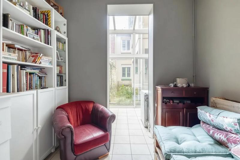 Maison - 238 m² - 11 pièces