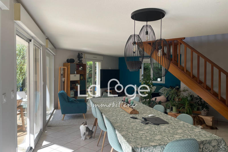 Maison - 140 m² - 6 pièces