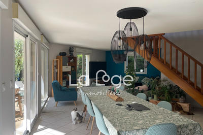 Maison - 140 m² - 6 pièces