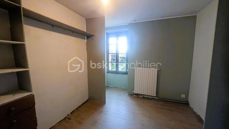 Maison de village - 176 m² - 10 pièces