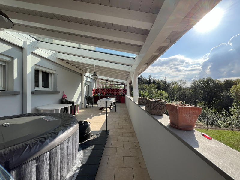 Maison - 182 m² - 7 pièces