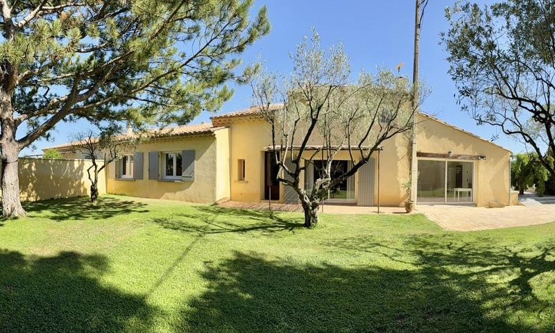 Maison - 280 m² - 8 pièces