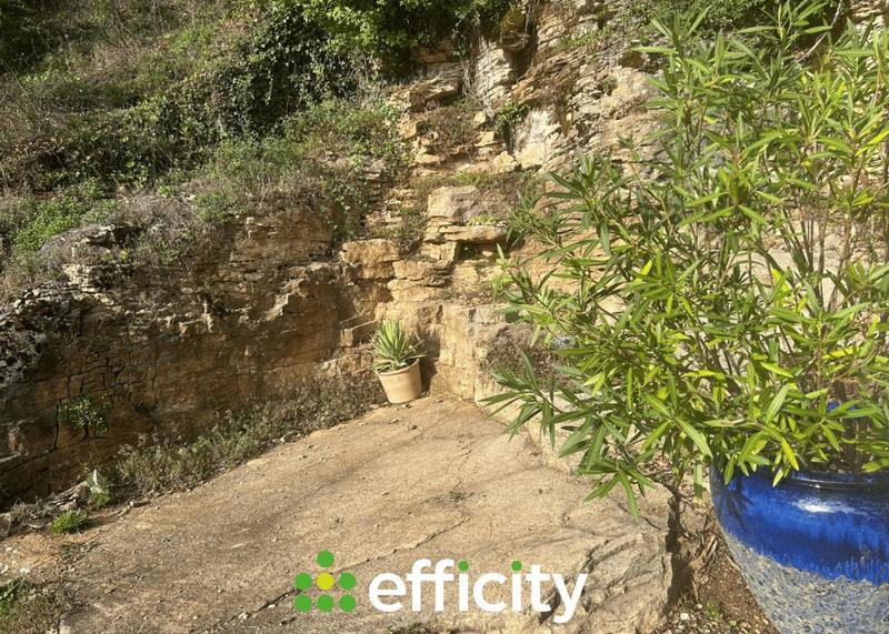 Villa - 90 m² - 5 pièces