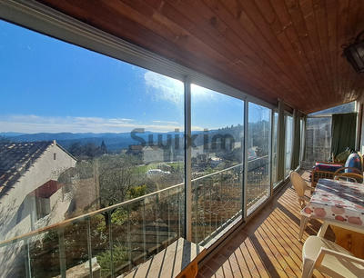 Maison de village - 170 m² - 8 pièces