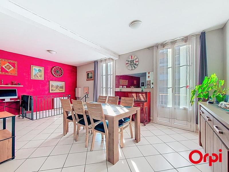 Maison - 96 m² - 3 pièces