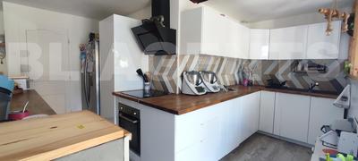 Maison - 186 m² - 6 pièces