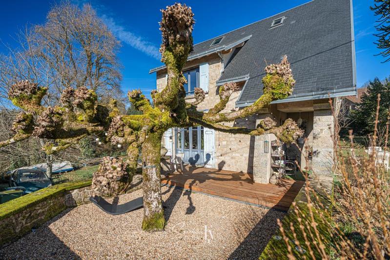 Maison - 95 m² - 4 pièces