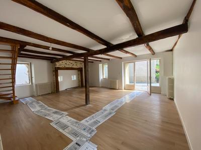 Maison ancienne - 104 m² - 5 pièces