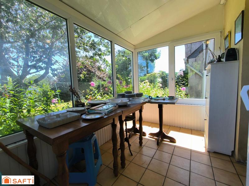 Maison - 138 m² - 9 pièces