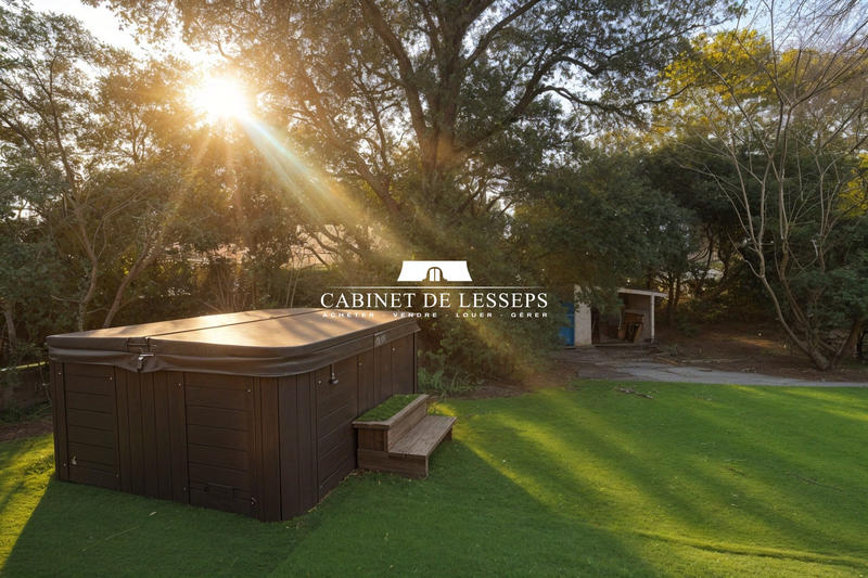 Maison - 140 m² - 6 pièces