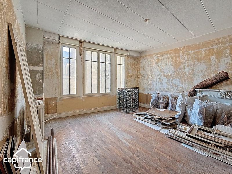 Immeuble - 330 m² - 11 pièces