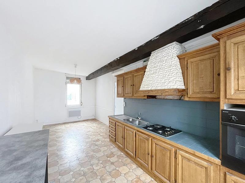 Immeuble - 210 m² - 11 pièces