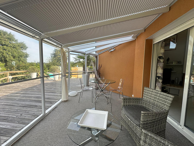 Maison - 170 m² - 8 pièces