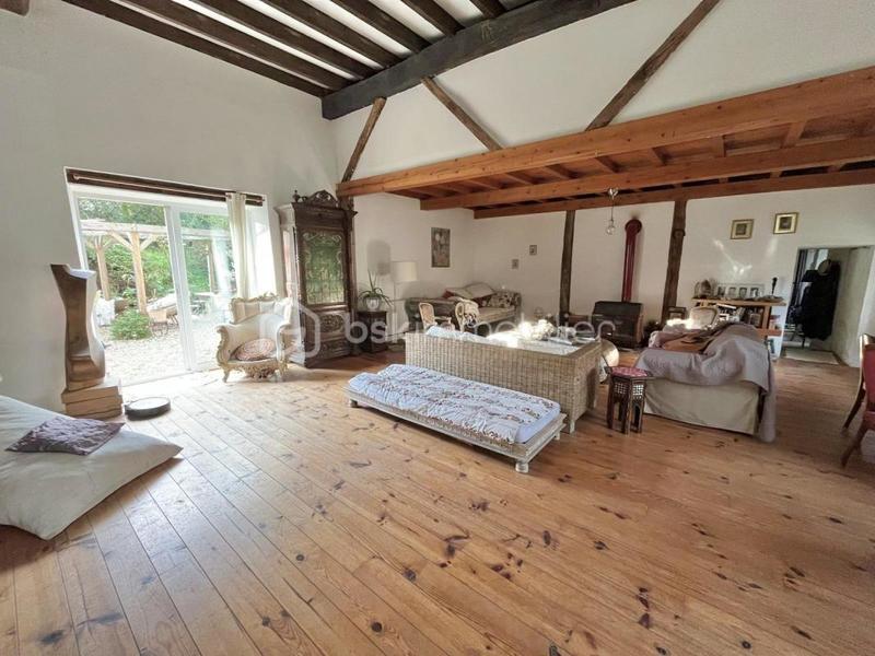 Maison ancienne - 192 m² - 7 pièces