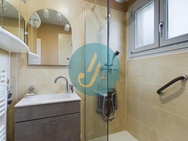 Appartement - 68 m² - 4 pièces