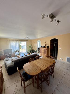 Maison - 103 m² - 5 pièces