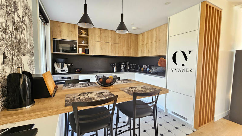 Maison - 122 m² - 7 pièces