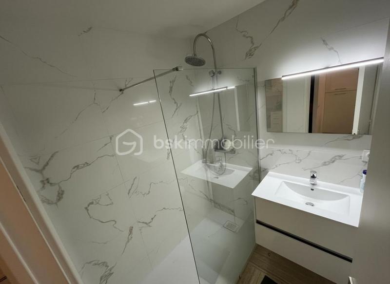 Studio - 32 m² - 1 pièce