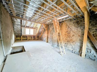 Maison - 82 m² - 3 pièces