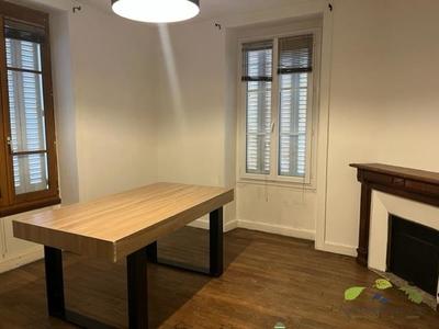 Immeuble - 160 m² - 4 pièces