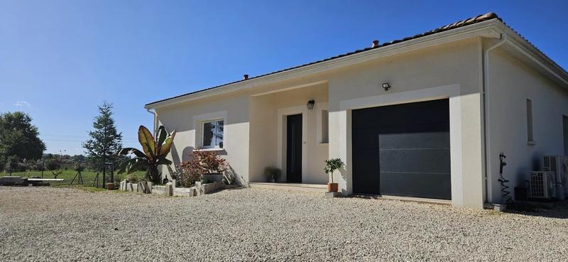 Maison - 106 m² - 4 pièces