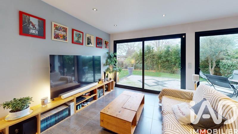 Maison - 120 m² - 5 pièces