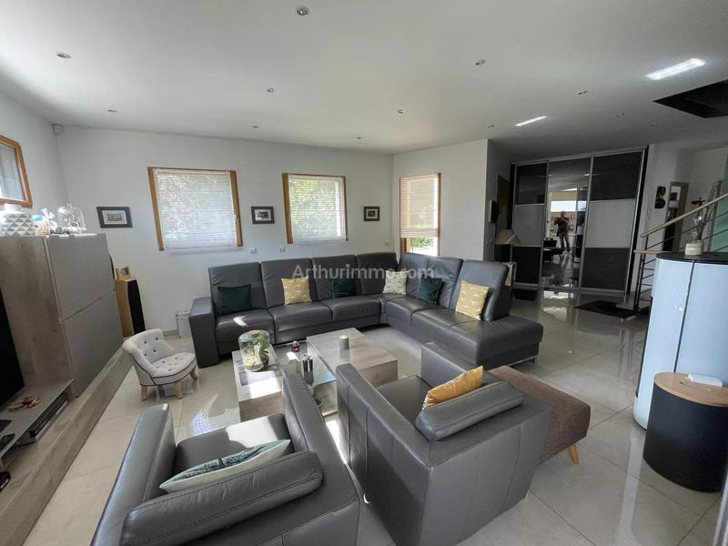 Maison - 197 m² - 7 pièces