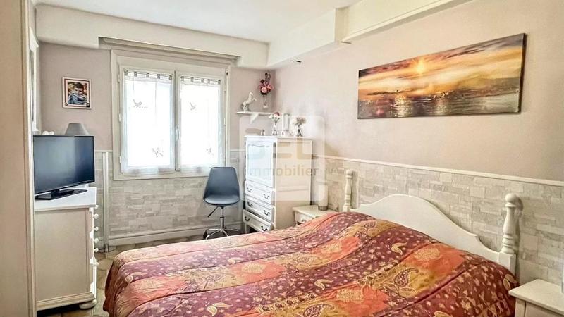 Maison - 171 m² - 6 pièces