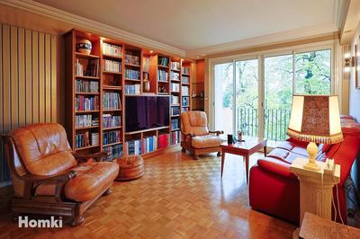 Appartement - 155 m² - 6 pièces