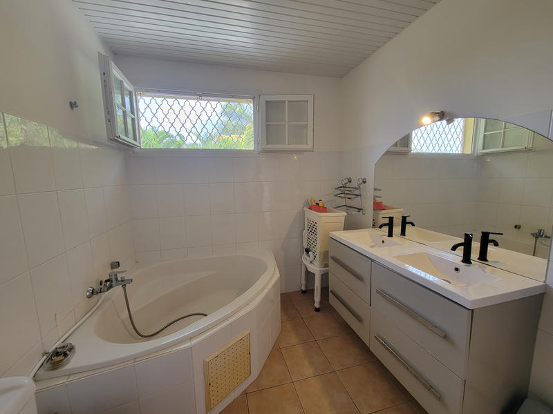 Villa - 96 m² - 5 pièces