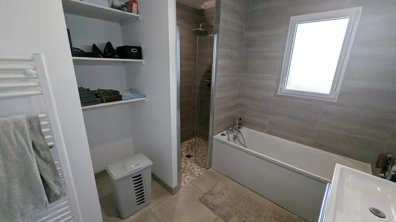 Maison - 138 m² - 7 pièces