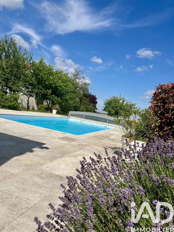 Maison - 189 m² - 6 pièces