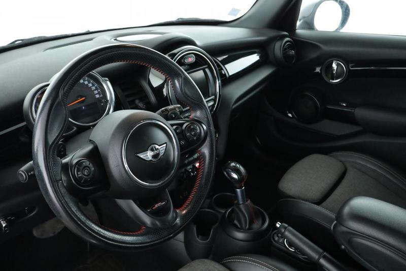 Mini Mini Cooper s Finition Red Hot Chili Bva6 5p 192 ch