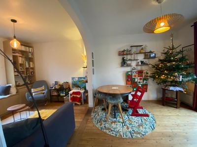 Maison - 104 m² - 4 pièces