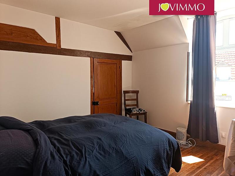 Maison - 230 m² - 10 pièces