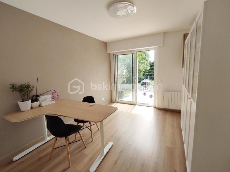 Maison - 180 m² - 9 pièces