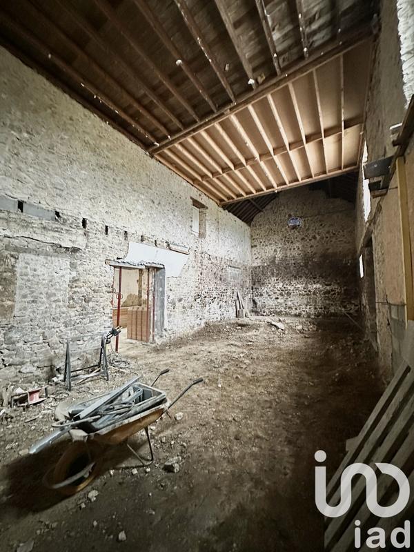 Maison - 300 m² - 8 pièces