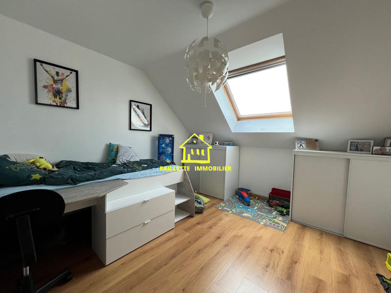 Maison - 80 m² - 5 pièces