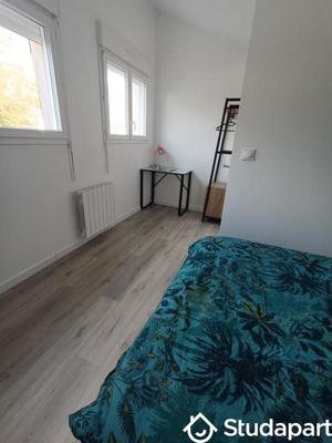 Chambre - 9 m² - 1 pièce