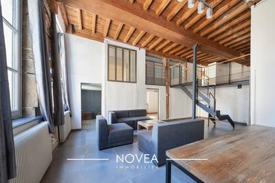 Appartement - 131 m² - 6 pièces