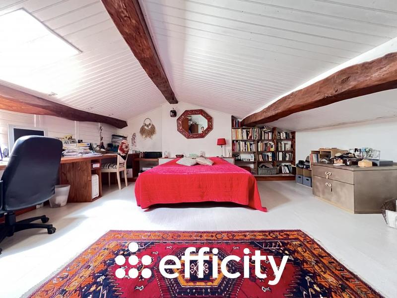 Maison - 160 m² - 6 pièces