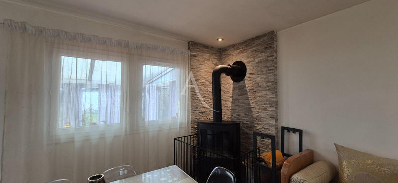 Maison - 104 m² - 5 pièces