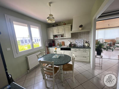 Maison - 123 m² - 6 pièces