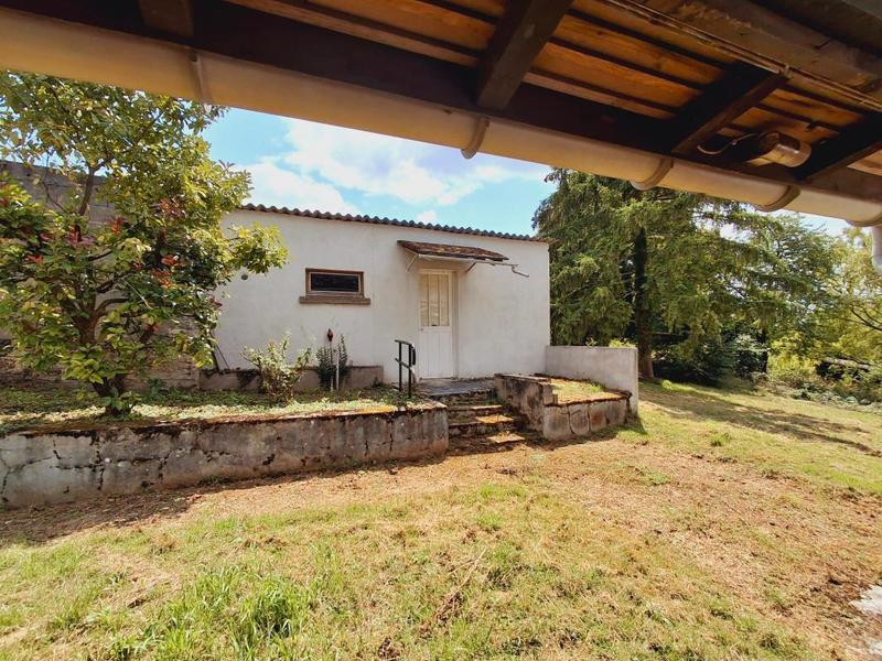 Maison - 102 m² - 4 pièces