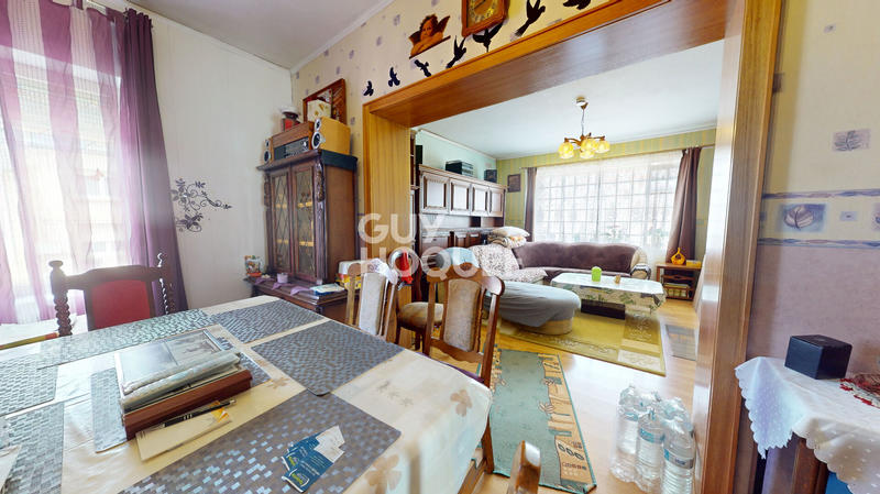 Maison - 167 m² - 7 pièces