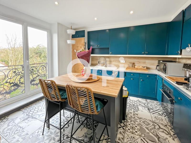 Appartement - 104 m² - 2 pièces